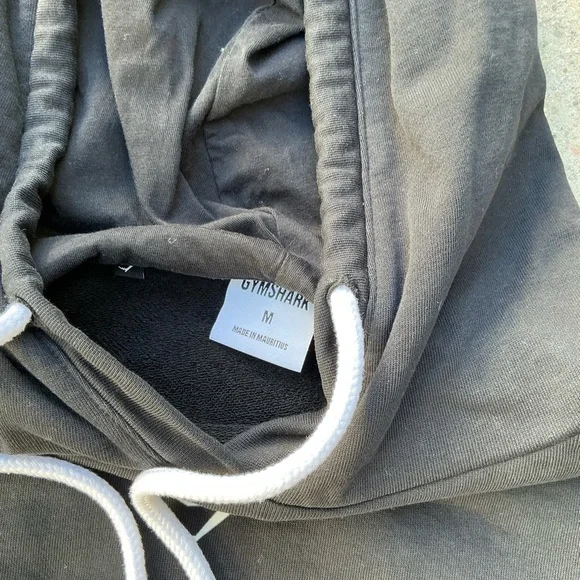 Gymshark Black Cropped Hoodie with White Drawstrings graphic visionary - Picture 4 of 6